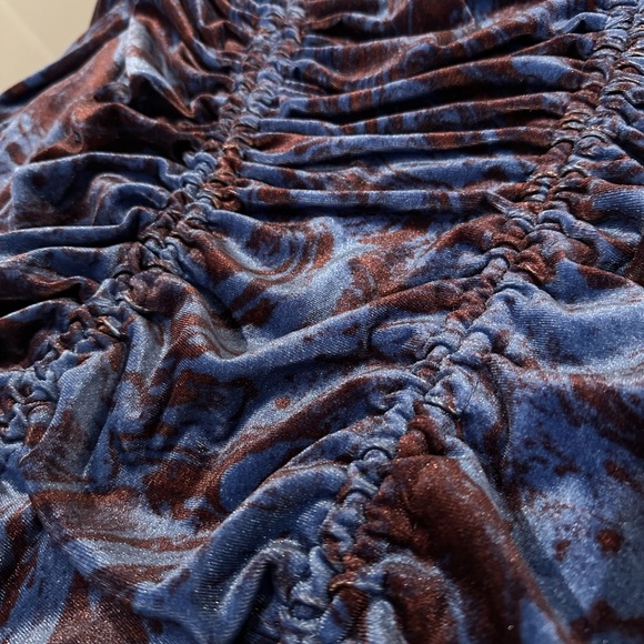 Wilde Fabel Dress - Picture 12 of 12